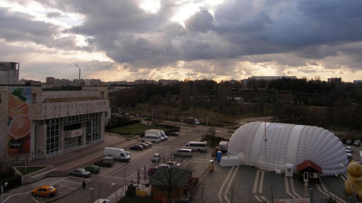 ORDONANŢĂ RESPINSĂ DE DEPUTAŢI/&Icirc;n Palatul Copiilor se vând gogoşi