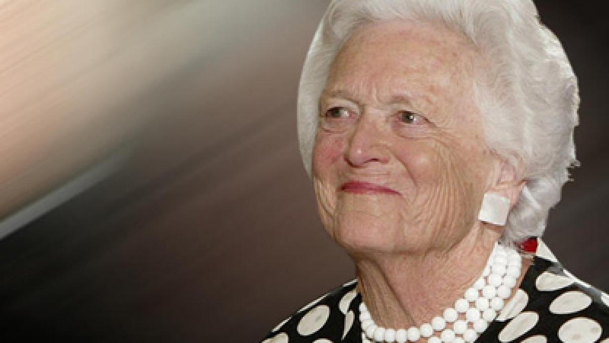 Fosta Primă Doamnă a SUA, Barbara Bush, operată pe cord deschis