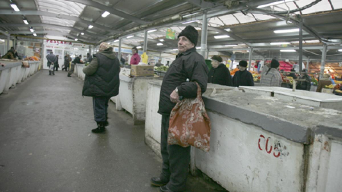 AVERTISMENT DE LA BANCA MONDIALĂ / Criza creşte sărăcia în România în 2009