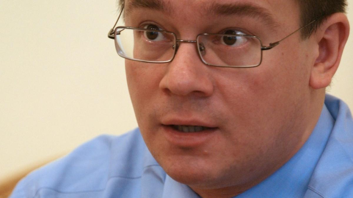 CU CĂRŢILE PE MASĂ/M.R. Ungureanu: "SIE are şi pierderi. Aceştia sunt eroii anonimi"