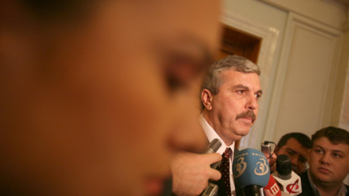REORGANIZAREA DORITĂ DE NICA / Curăţenie de primăvară la Interne