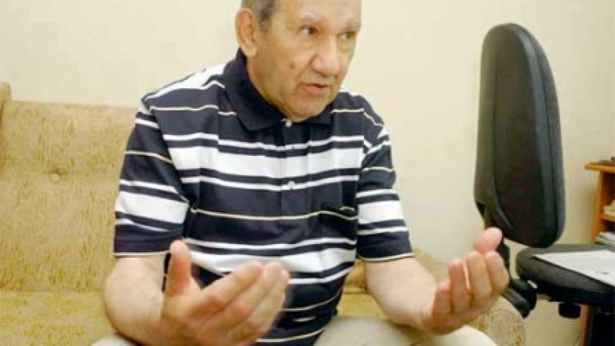 "Mulţumeşte-i secretarului general, că te ia mama dracului!"