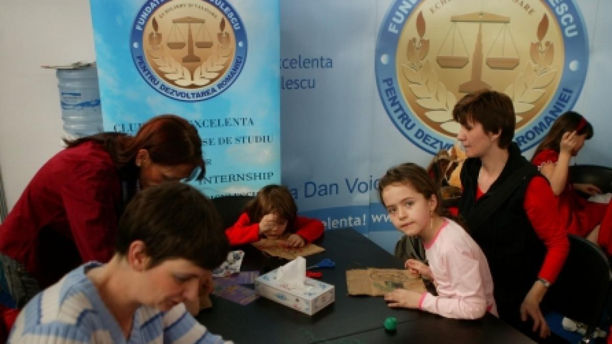Copiii, cei mai mari artişti