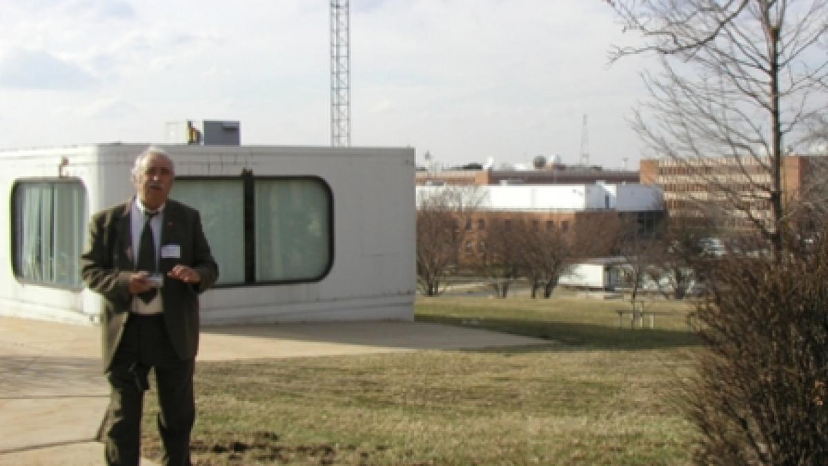 Pacepa acuză autorităţile de anti-Americanism