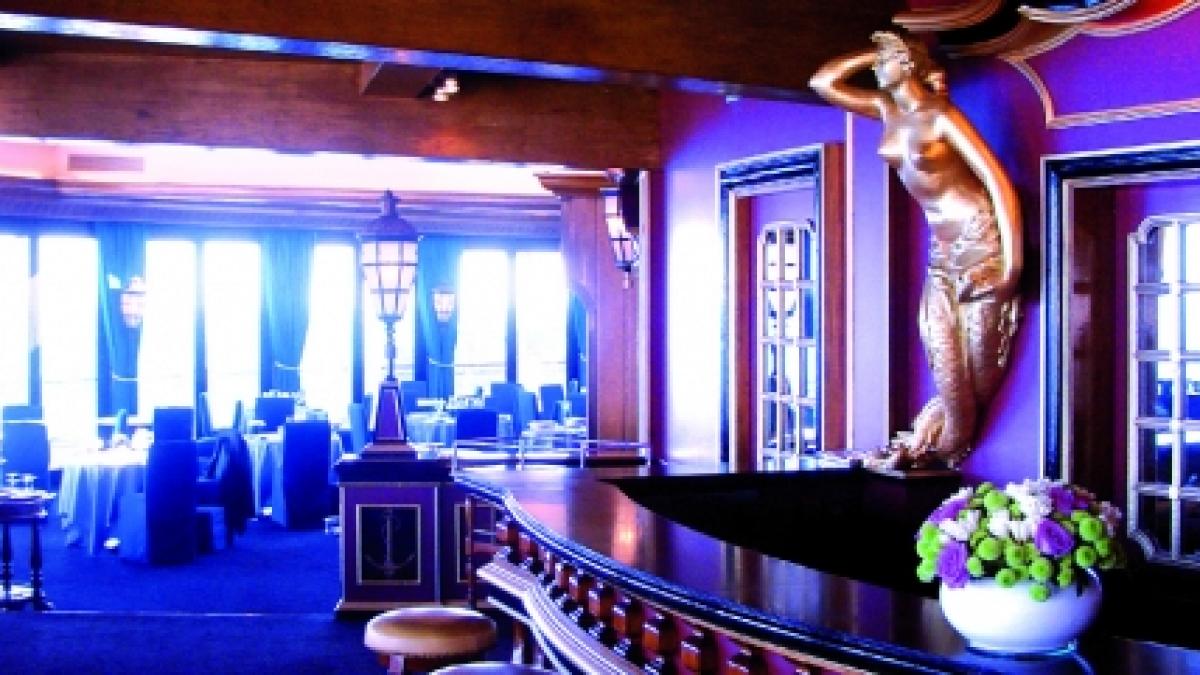 Restaurantul cu vedere la cer