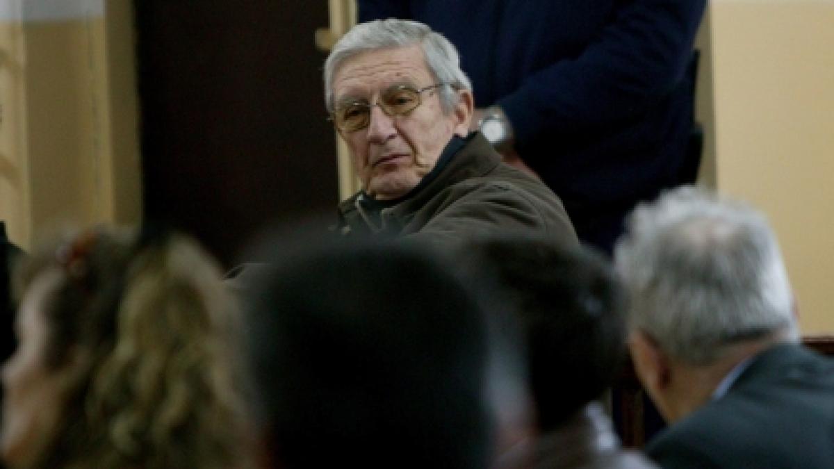 Propunere Jurnalul: Eliberaţi-l pe Stănculescu!