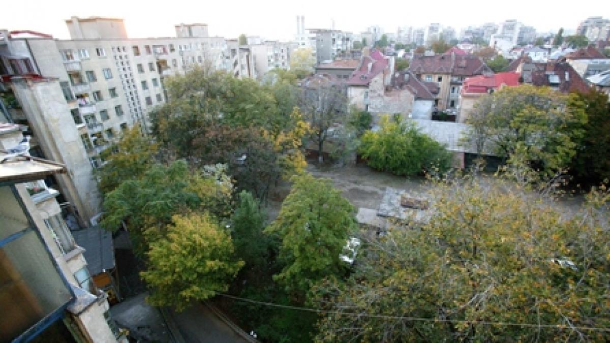 Poponeţ, fără autorizaţie