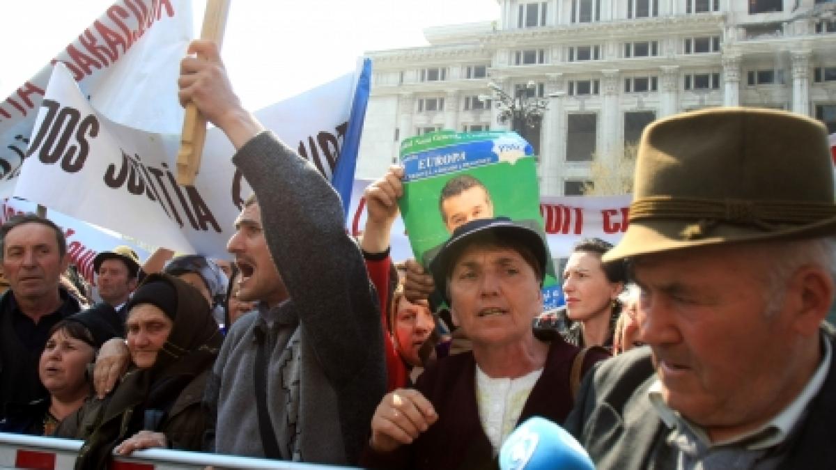 Becali va face Paştele după gratii