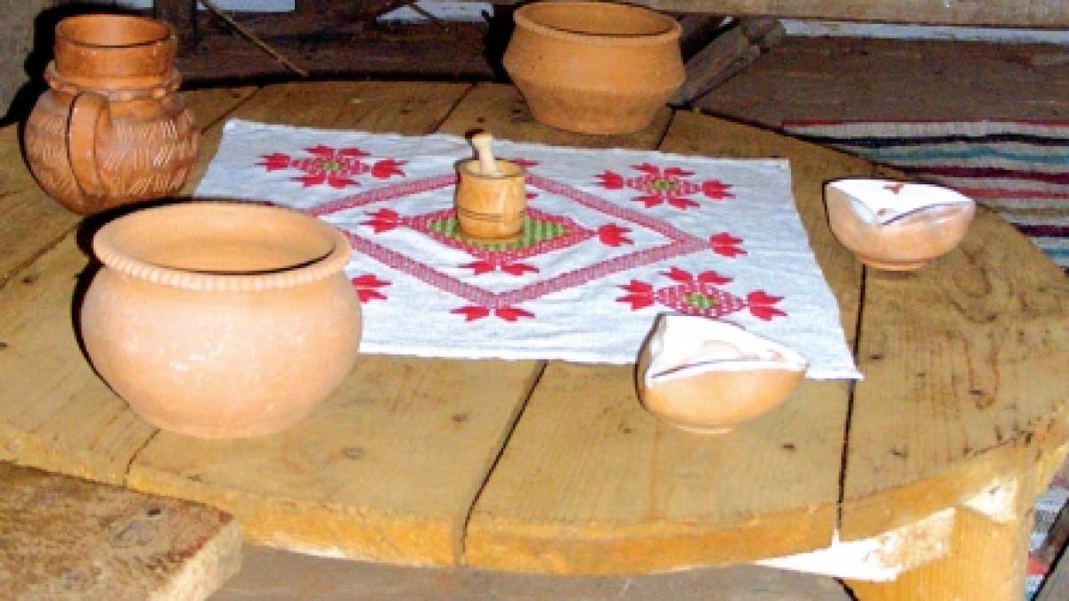 Colacul de Dumnezeu, copt în ţestul oltenesc