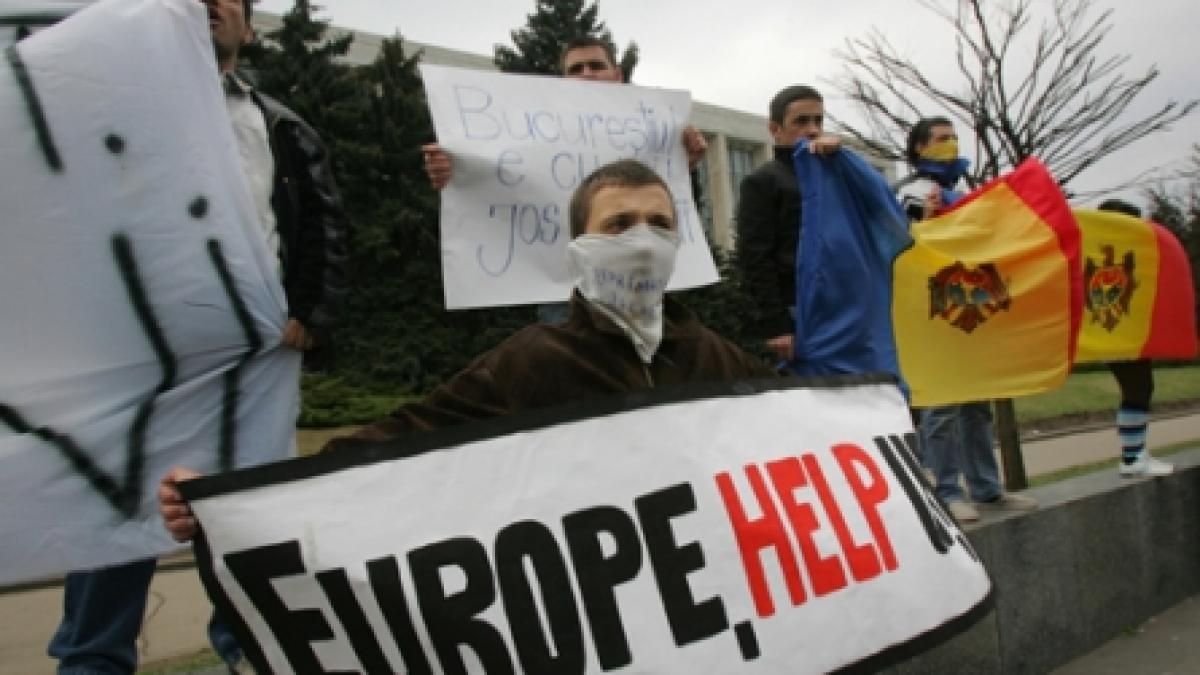  “Electrocutat” şi cu picioare rupte
