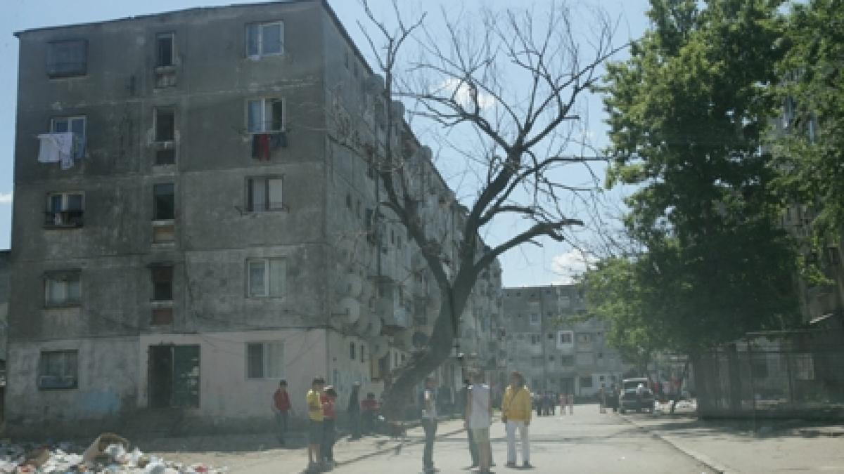 Aţi mai văzut să calci pe seringi, aşa?