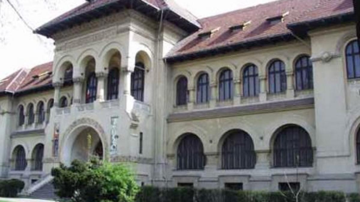 Noapte dobrogeană la Muzeul Geologic 