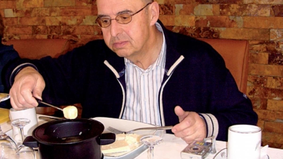 Popas sub munte, cu... "fondue" românesc