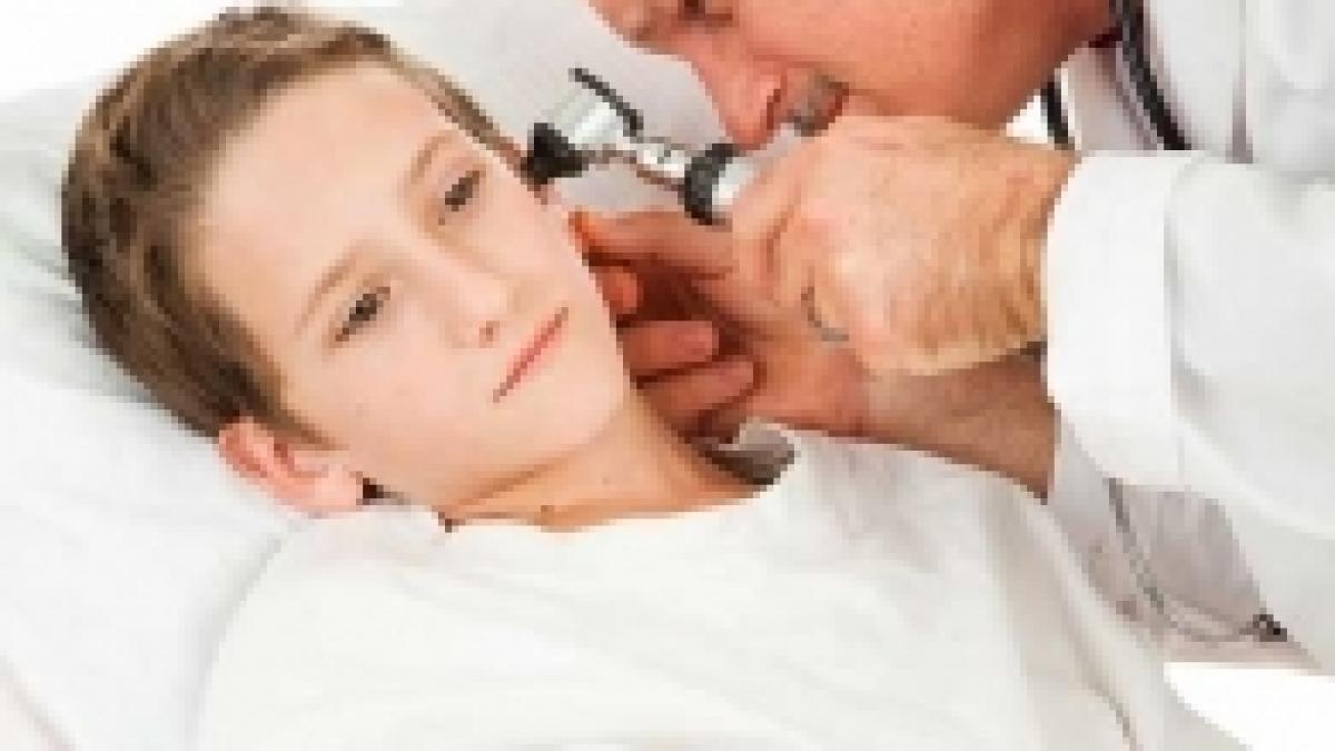 Implantul care îi face pe surzi să audă