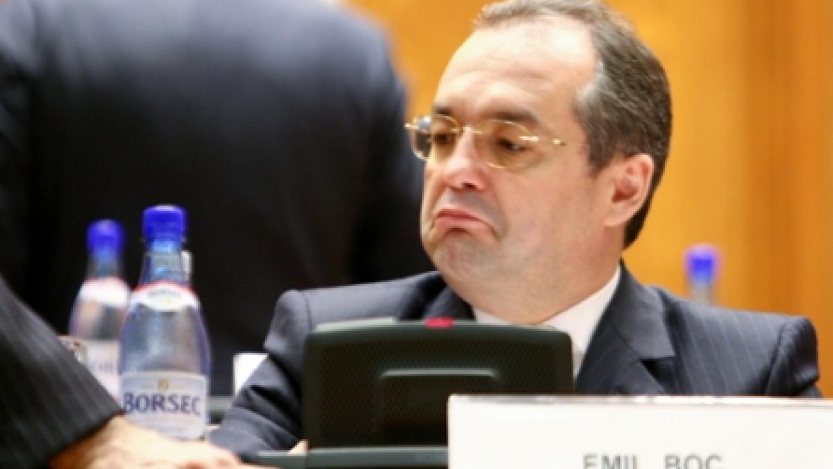 Premierul Boc nu vede criza