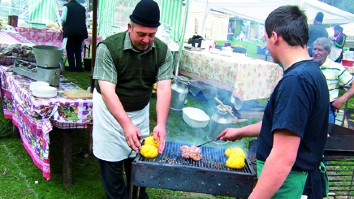Bucură-te de bulzul din bucătăria lui Bucur!