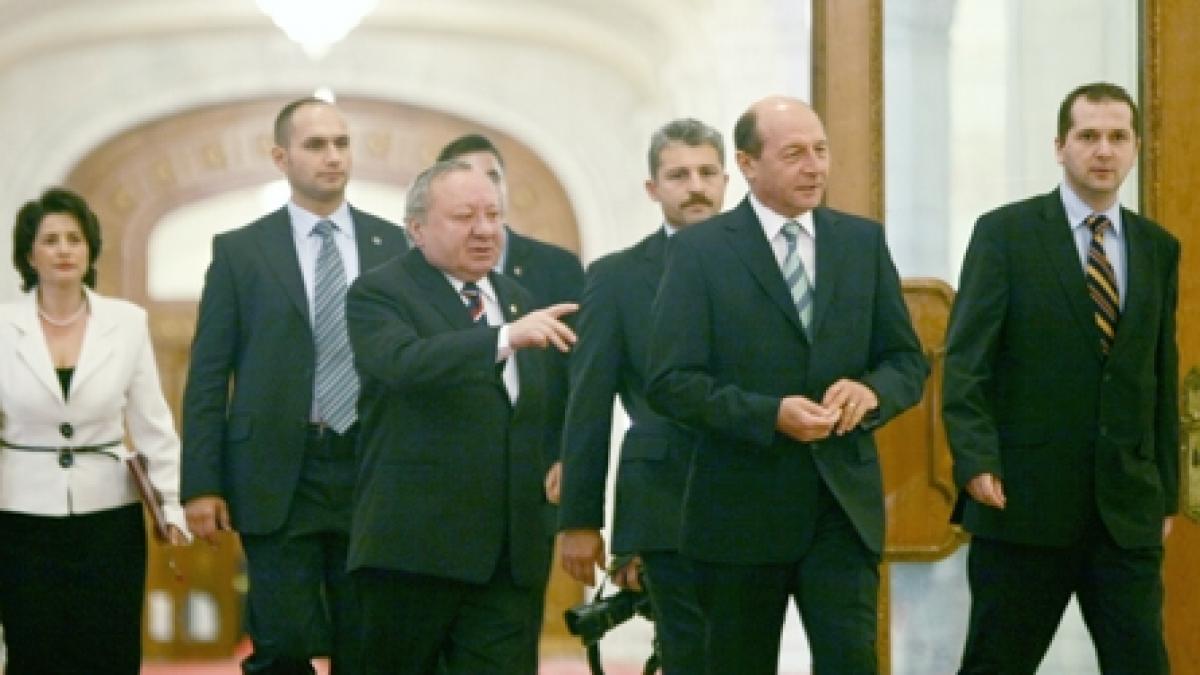 CCR a răspuns comenzii lui Băsescu