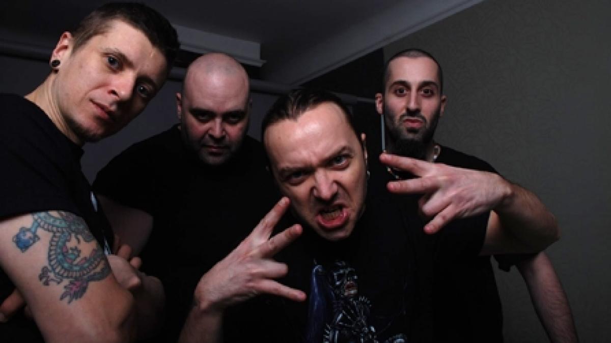 Andy Ghost "învaţă gratuit supravieţuirea”