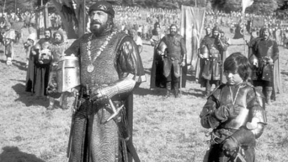 Ceauşescu, producătorul filmului "Mircea cel Mare"
