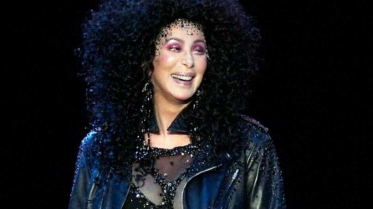 Cher a dat în judecată Universal Music Group, pentru delapidare