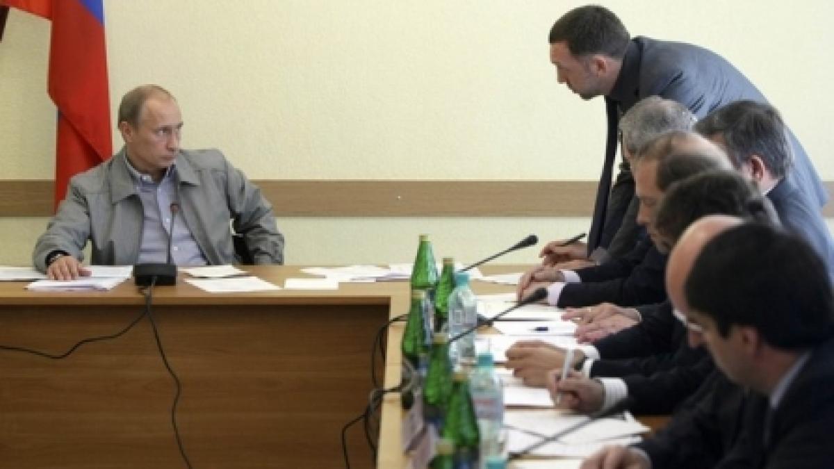 Putin umileşte un oligarh!