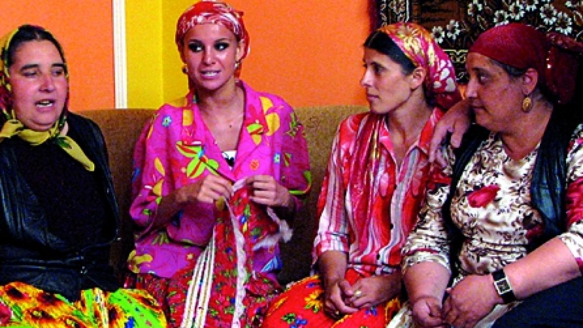Marina Dina, o zi în Şatră