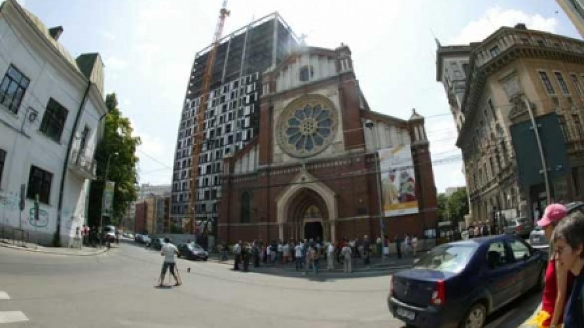 Parc în loc de Cathedral Plaza