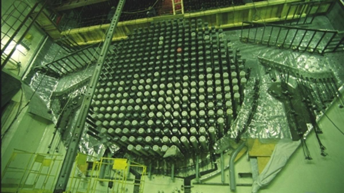 Reactoarele, aproape în pană de uraniu