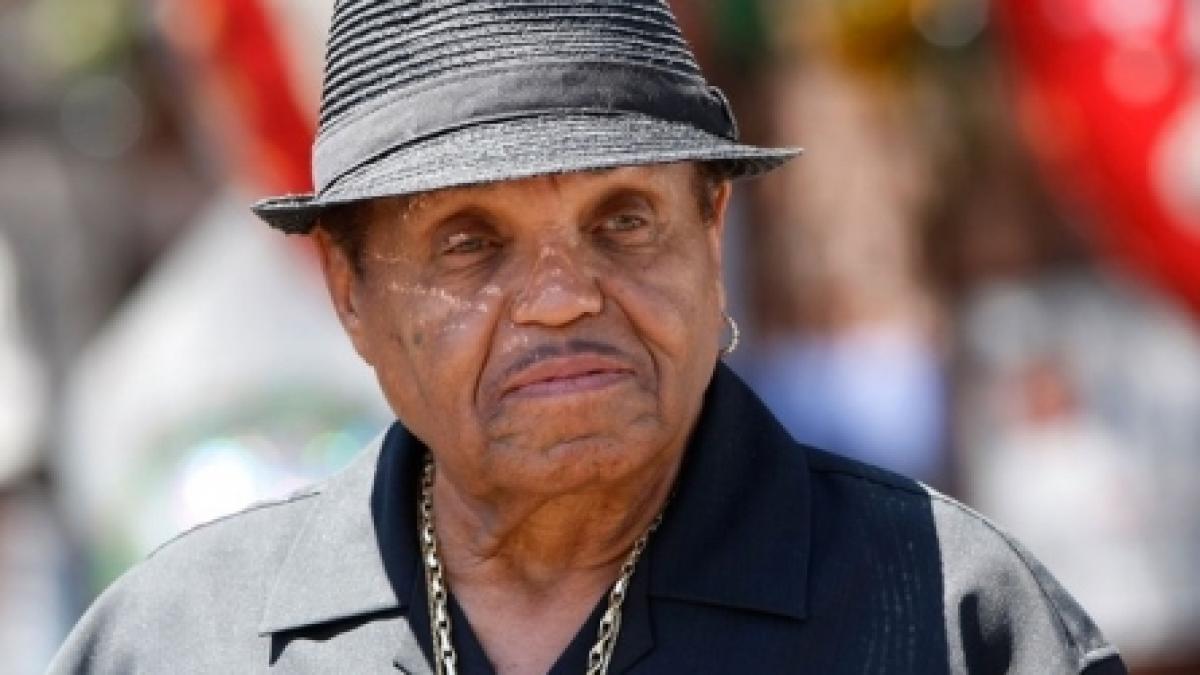 Tatăl lui Michael Jackson crede că megastarul a fost asasinat