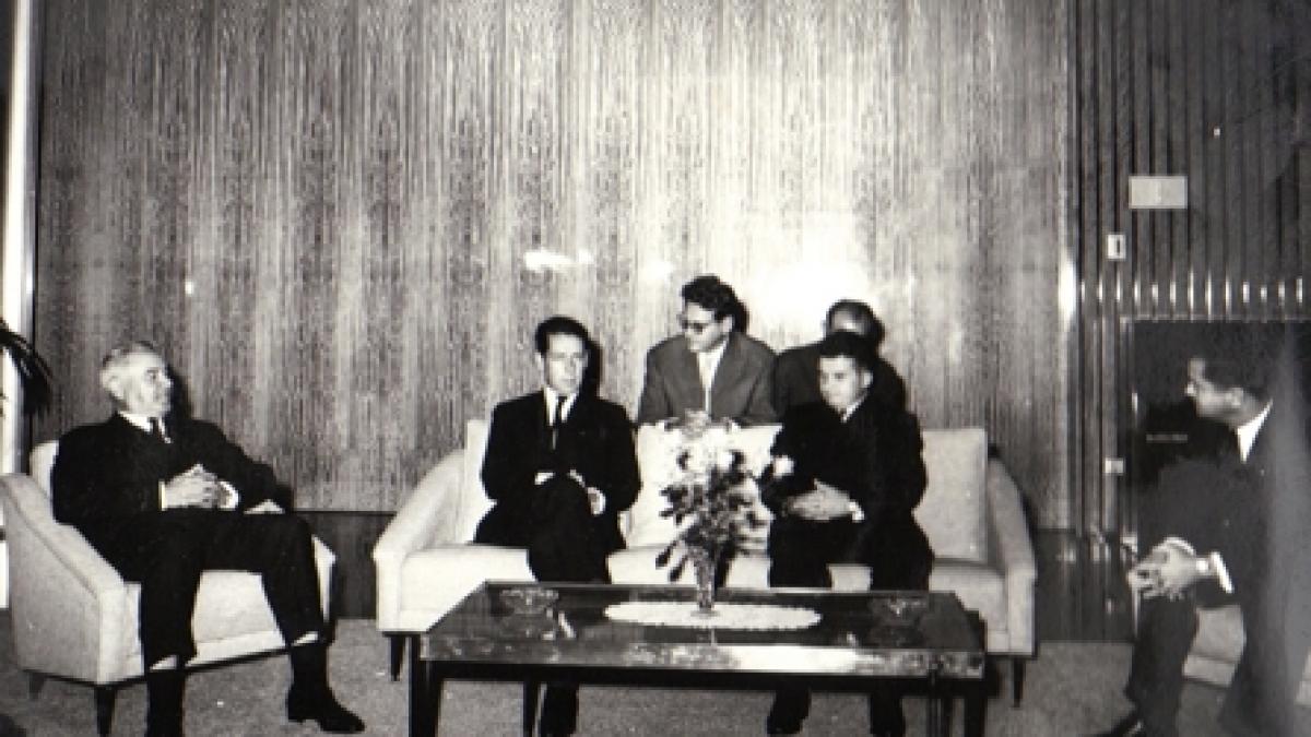 Ion Gheorghe Maurer, în centrul atenţiei la recepţia oferită de ambasadorul Franţei