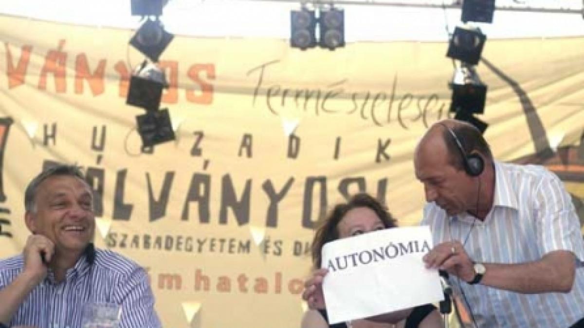 Portocaliii, luaţi la huiduieli