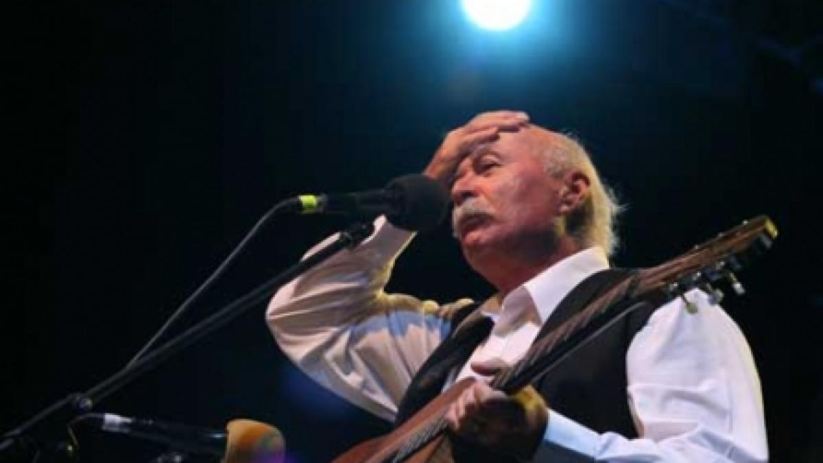 O horă mistică cu 20.000 de spectatori