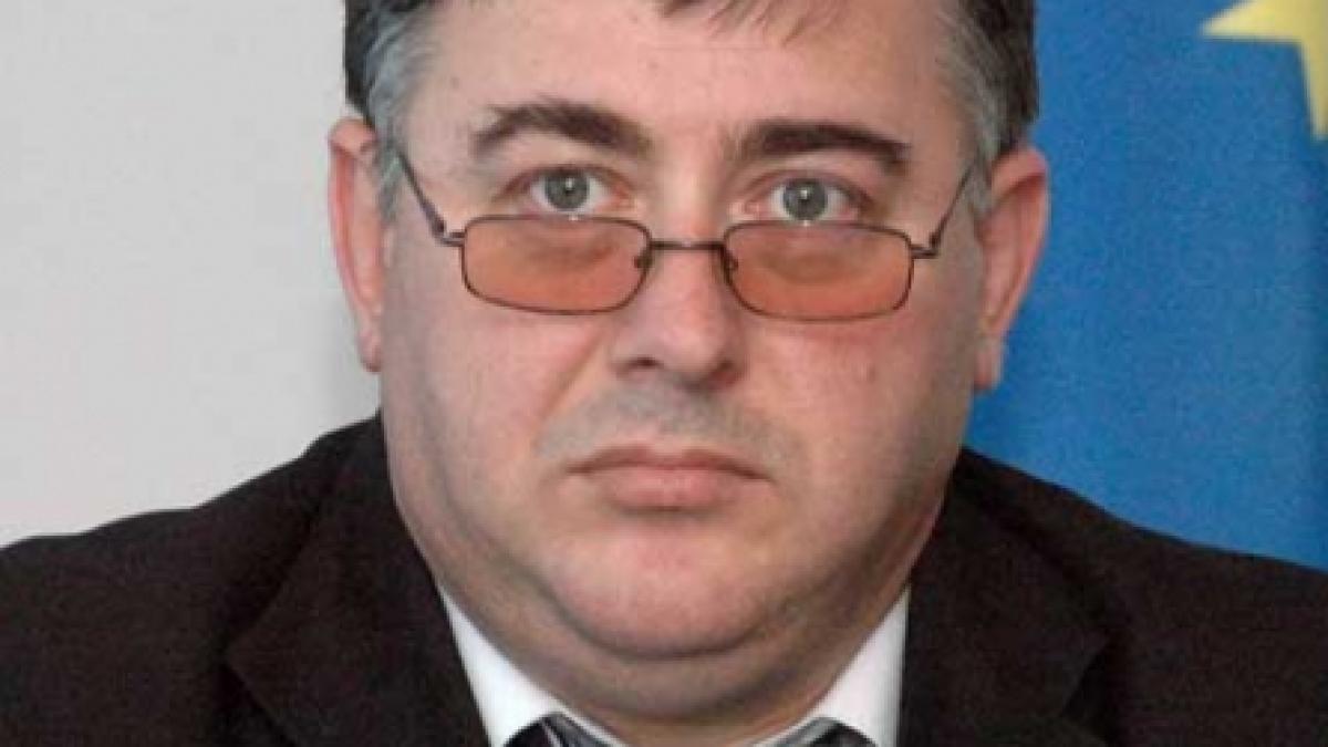 Bîtlan, cu un pas înaintea lui Nica