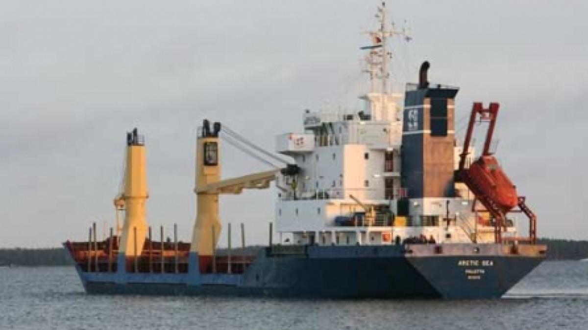 Odiseea navei Arctic Sea