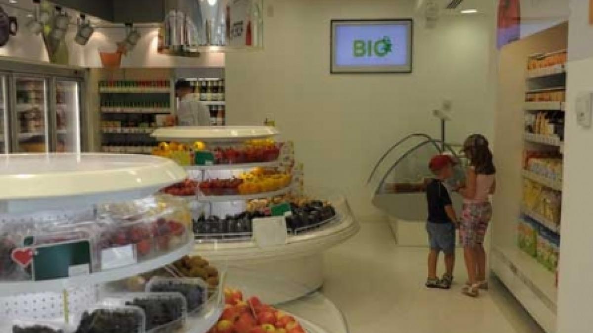 Prima reţea cu alimente eco
