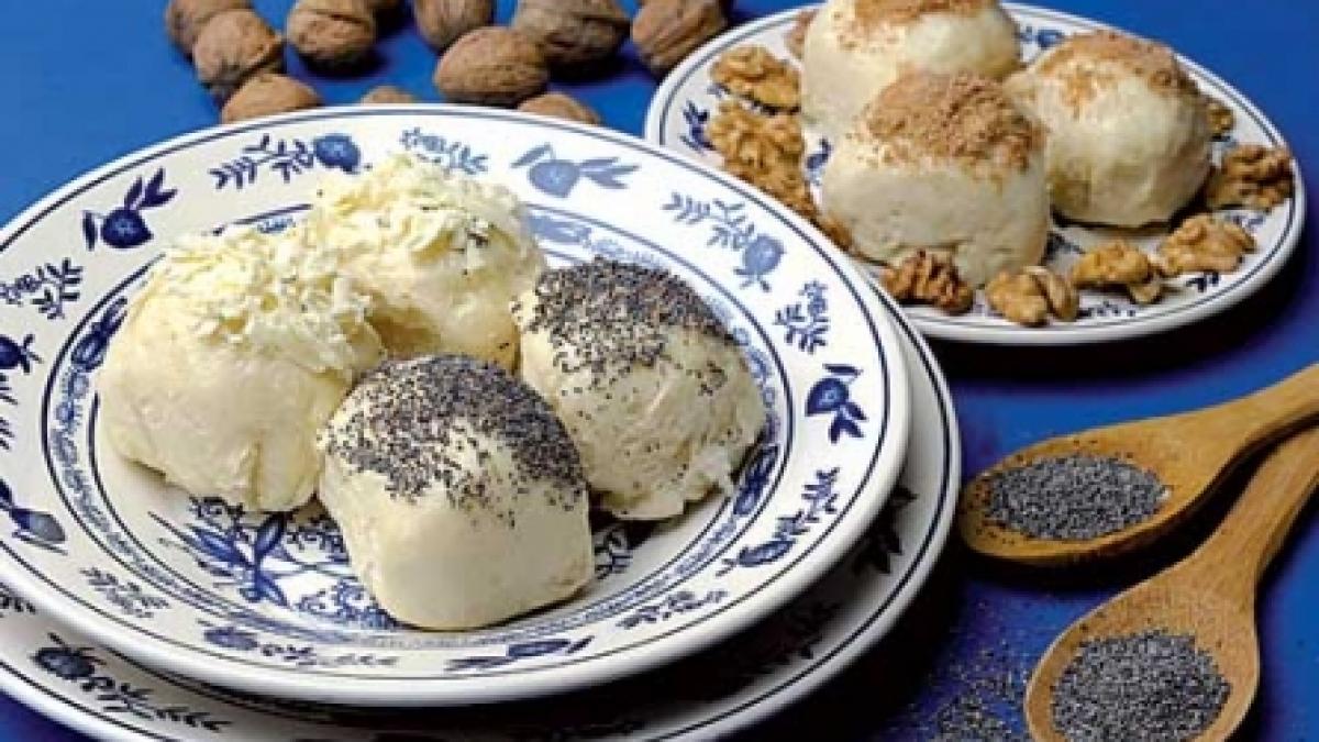 Simfonii în alb, roşu şi albastru