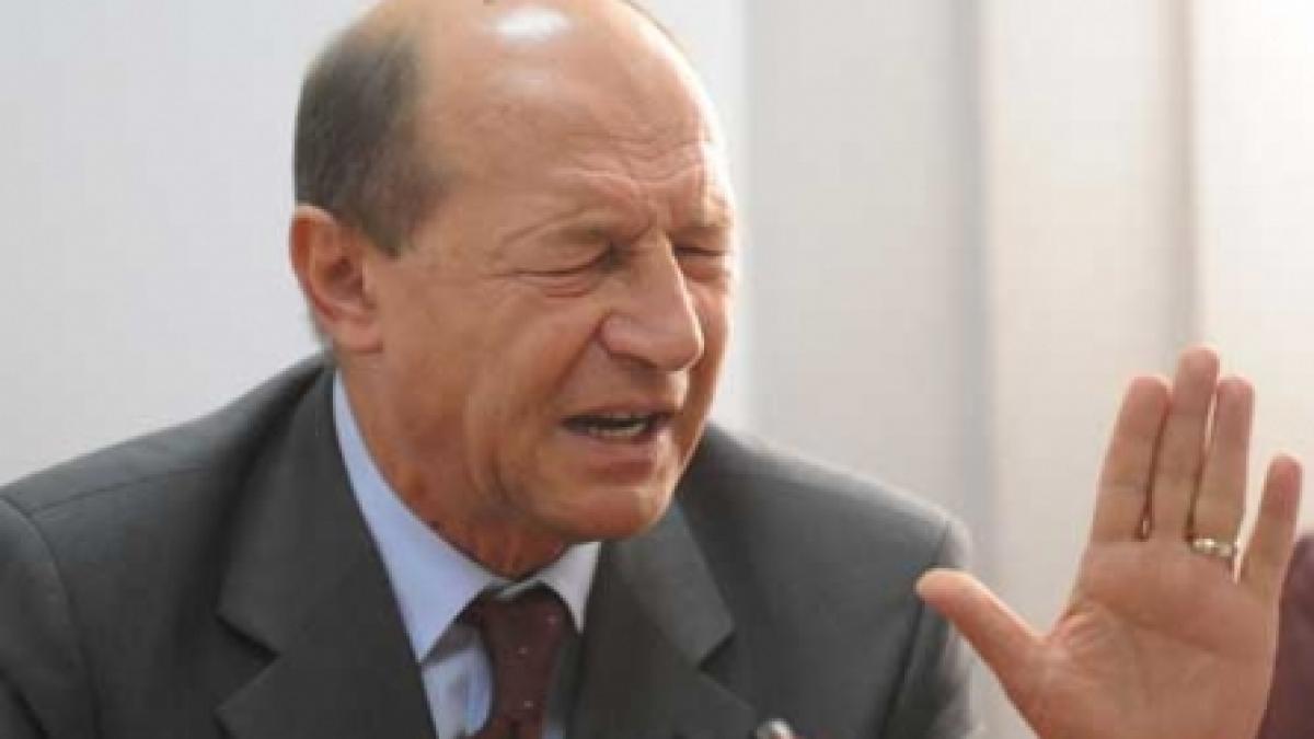 Băsescu către Pivniceru: "V-aş condamna imediat!”