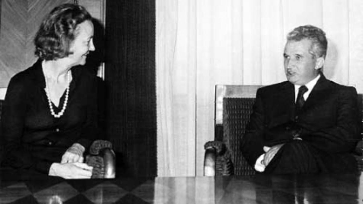 Interviuri în stil Ceauşescu 
