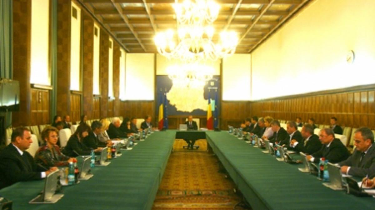 Marea epurare politică