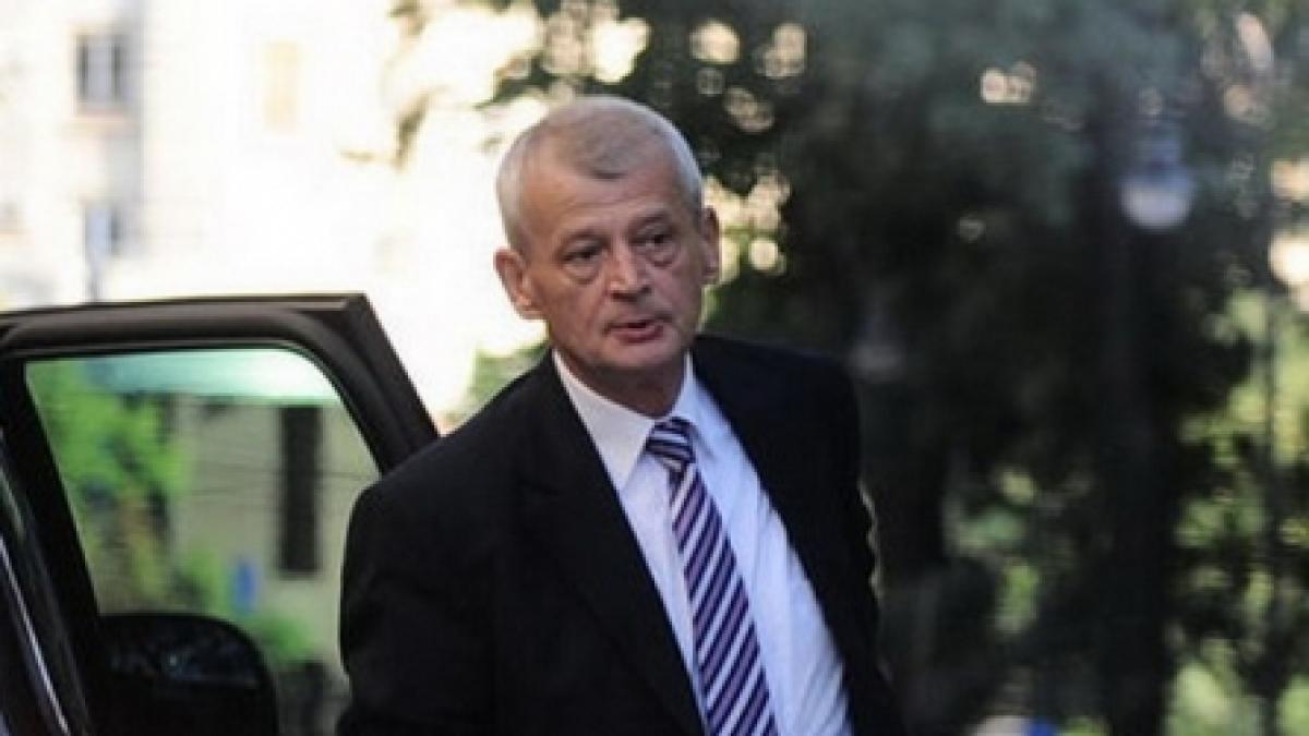 "Preşedintele scârbiţilor"