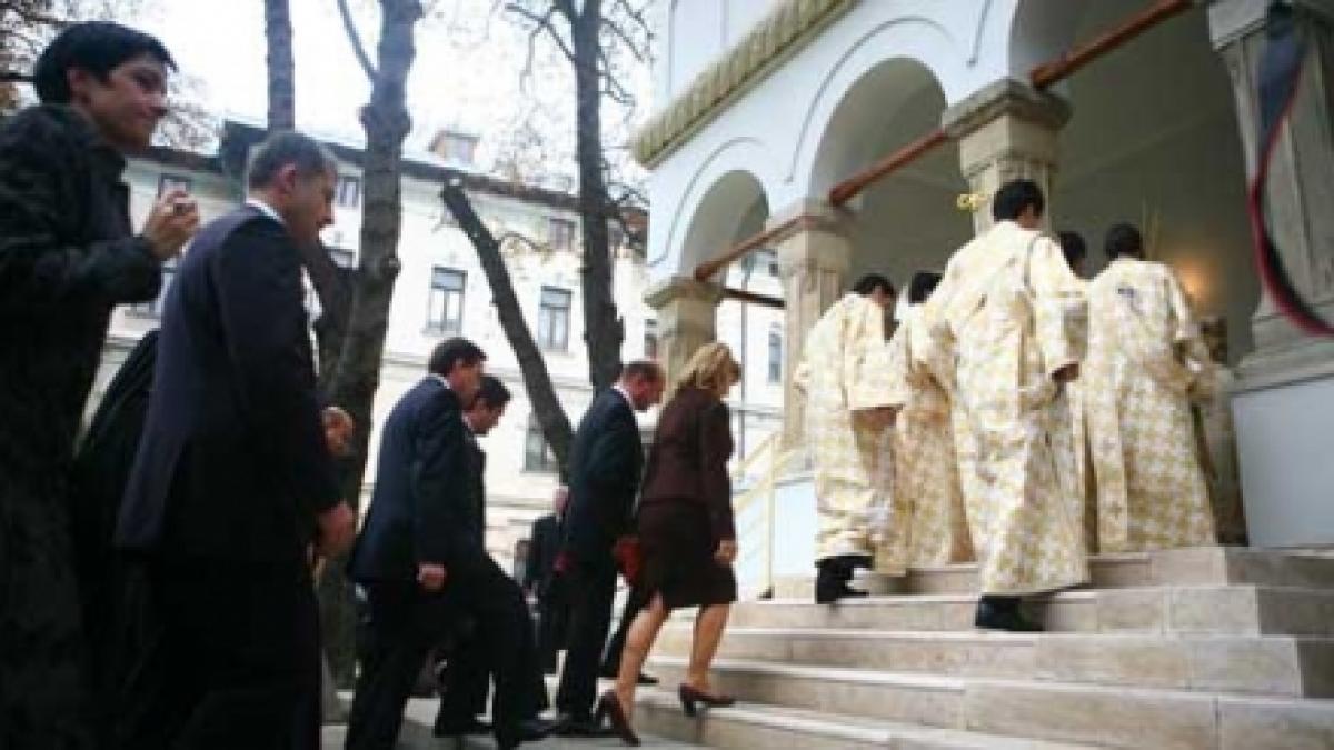  Jucătorul Băsescu devine evlavios