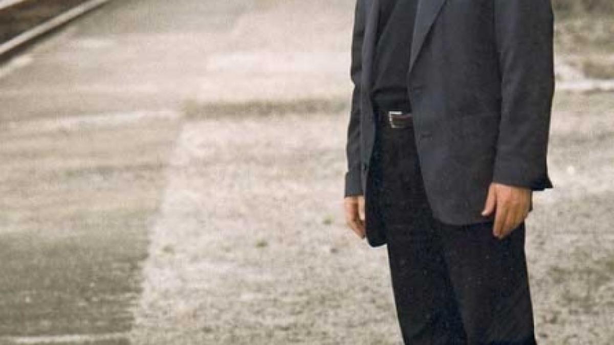 Stângacii sau lumea în oglindă