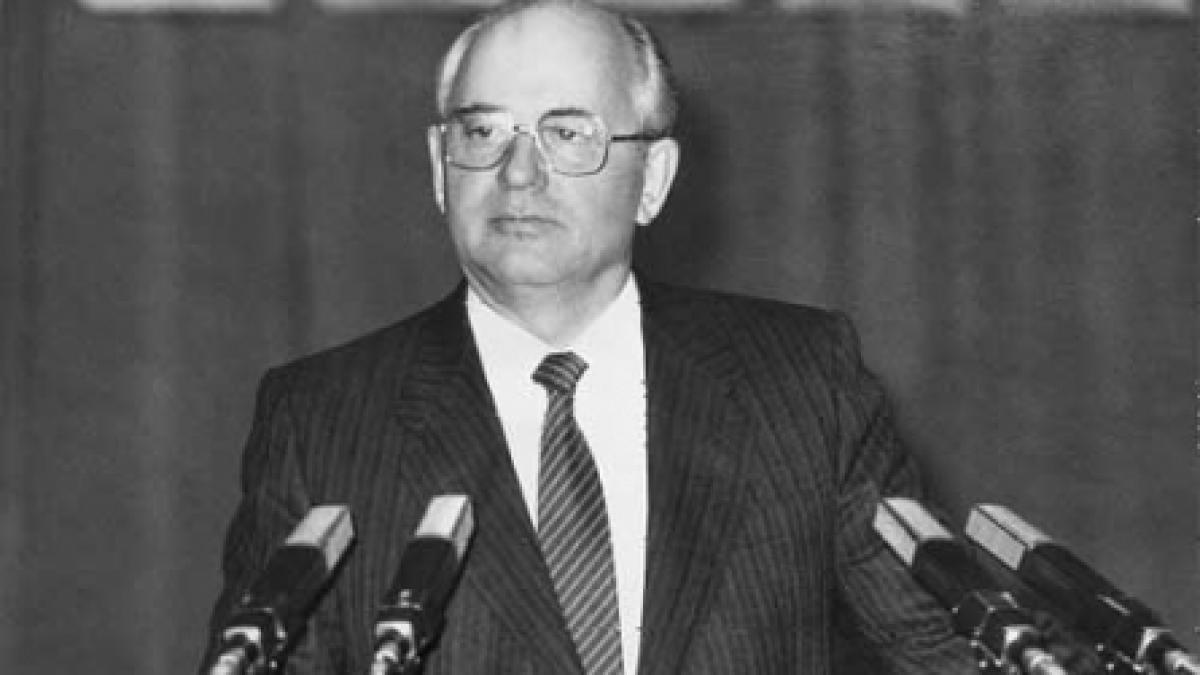 O propunere sovietică de a transforma Pactul de la Varşovia într-un nou Cominform
