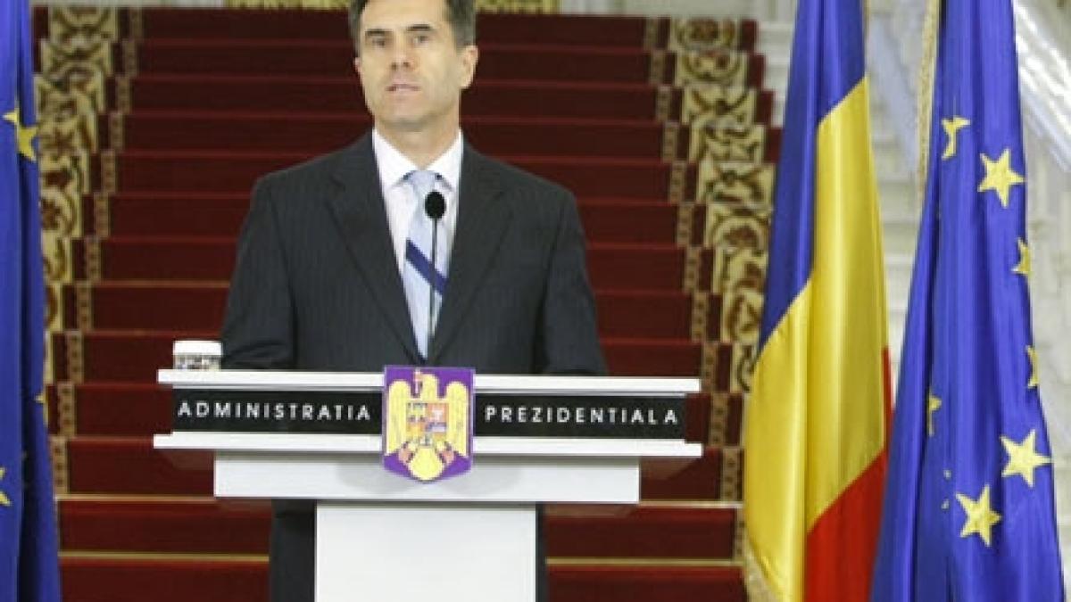 PD-L vrea Guvern de uniune naţională cu Lucian Croitoru pe post de prim-ministru