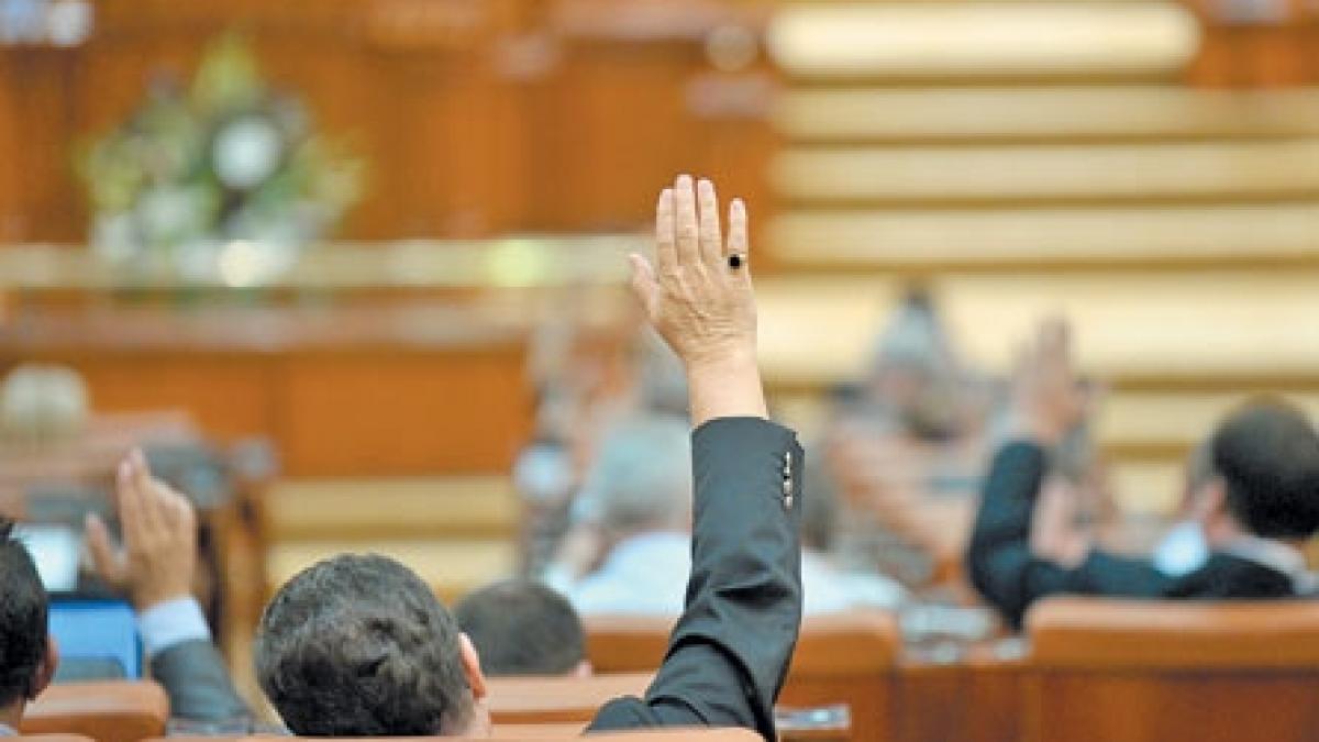 Eternul conflict preşedinte-premier