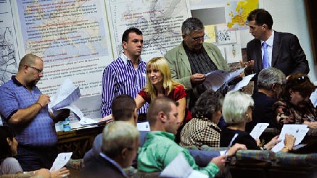 Şedinţe de consiliu, în funcţie de interese