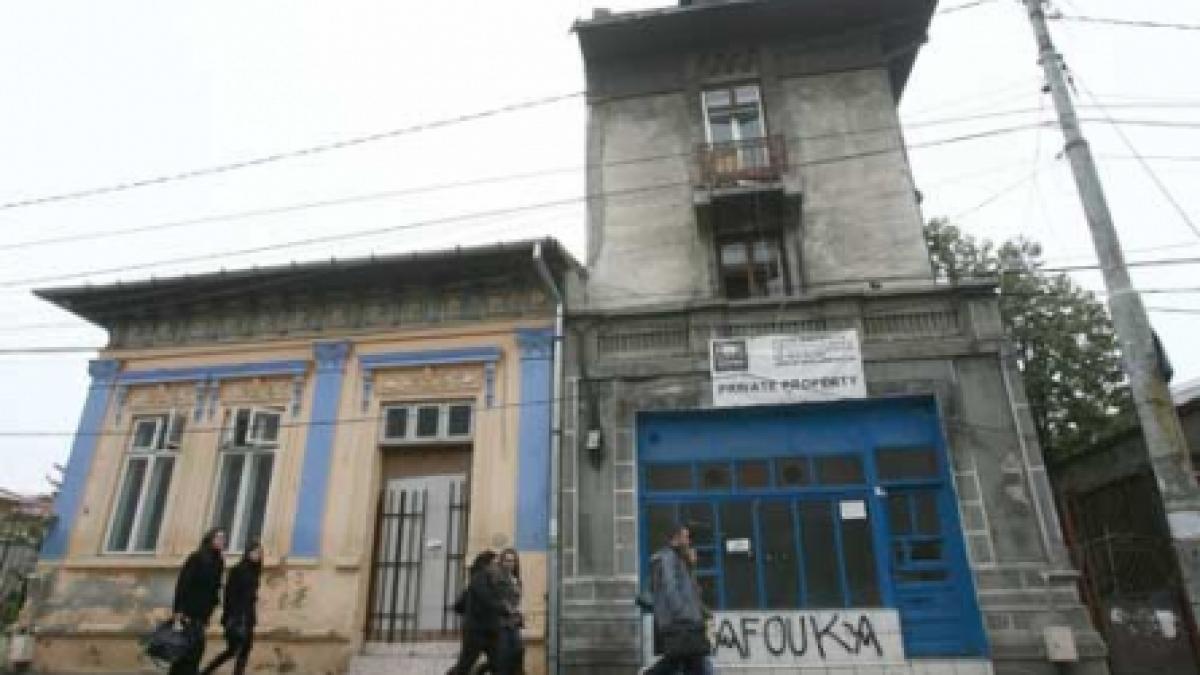 Vile boiereşti şi monumente, temelii pentru blocuri-turn