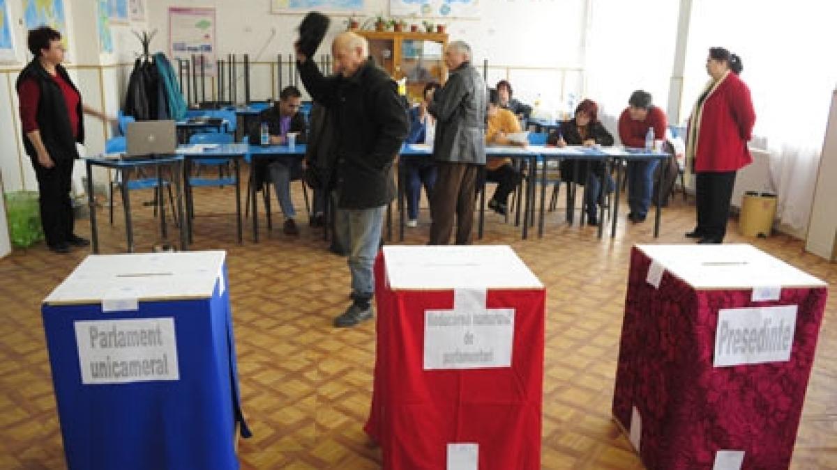 Alegerile prezidenţiale, la judecata CCR