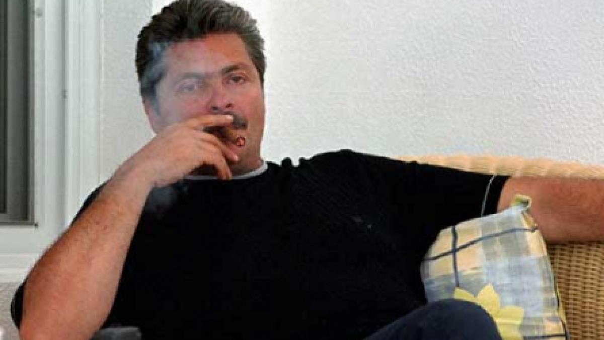 Sorin Ovidiu Vântu dat în consemn la frontieră