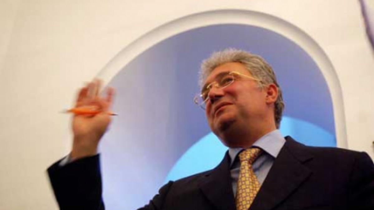 AVAS se închide şi dă oameni afară